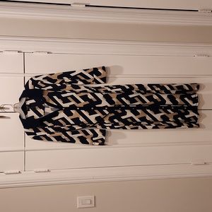 Laundry by Shelli Segal straight fit, collared button down midi dress